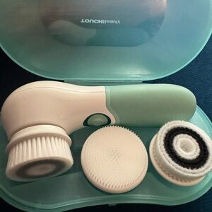 Touch Beauty Facial Cleansing Brush Set